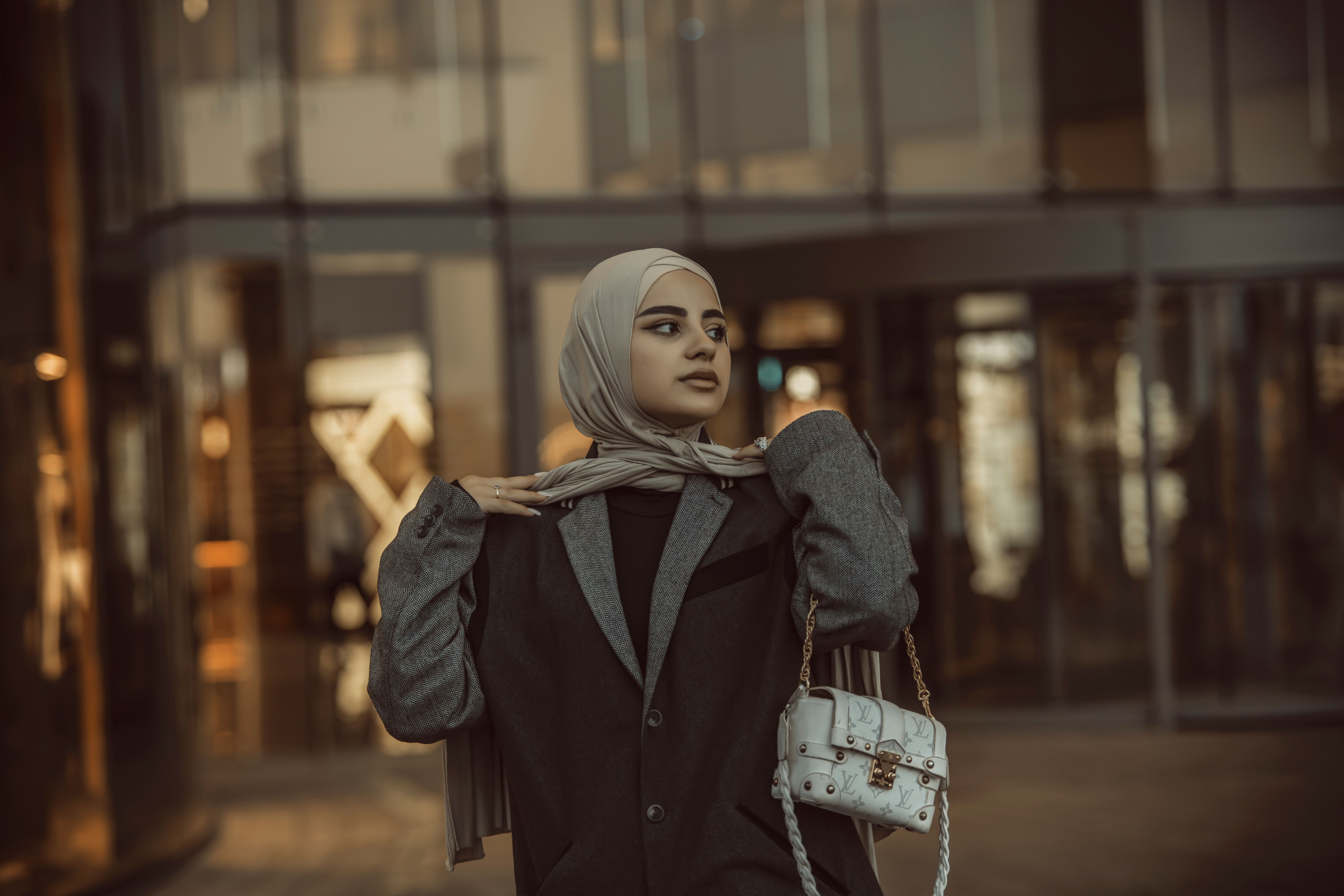 Women Lounge — Elegant modest fashion